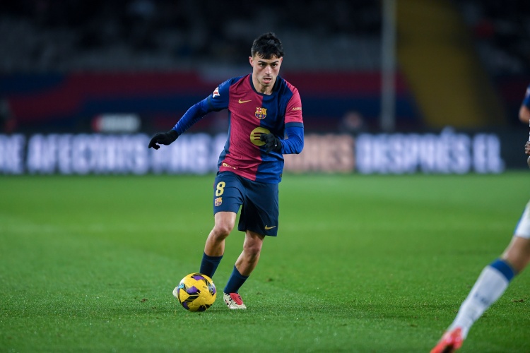 佩德里：皇马注重控球且攻击力极强，我们要成为场上主导掌控节奏